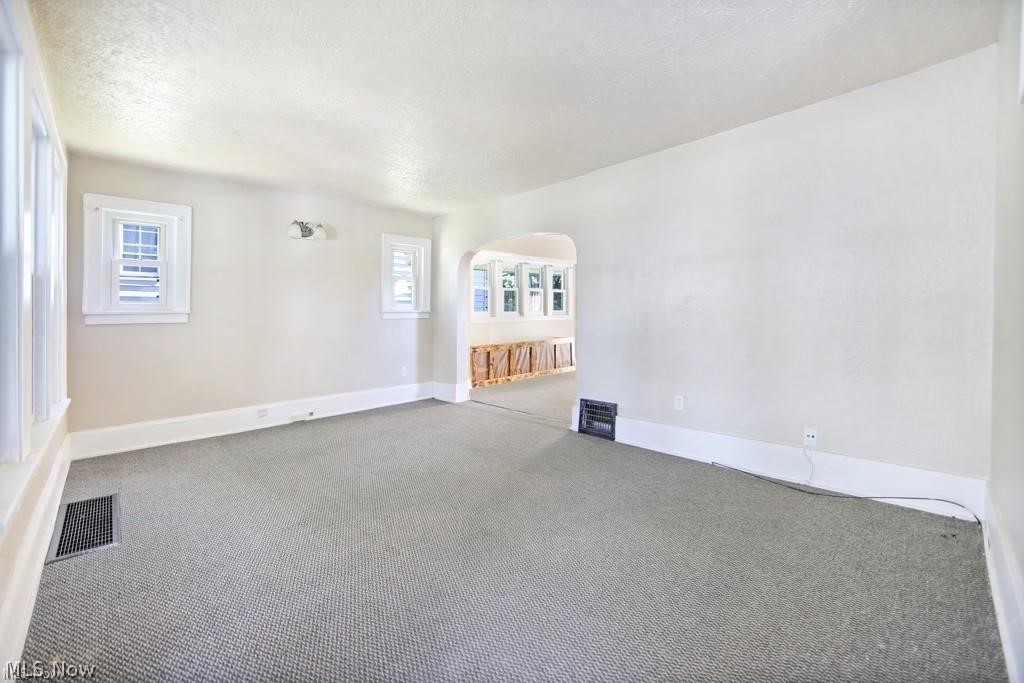 Kenmore - Residential Lease