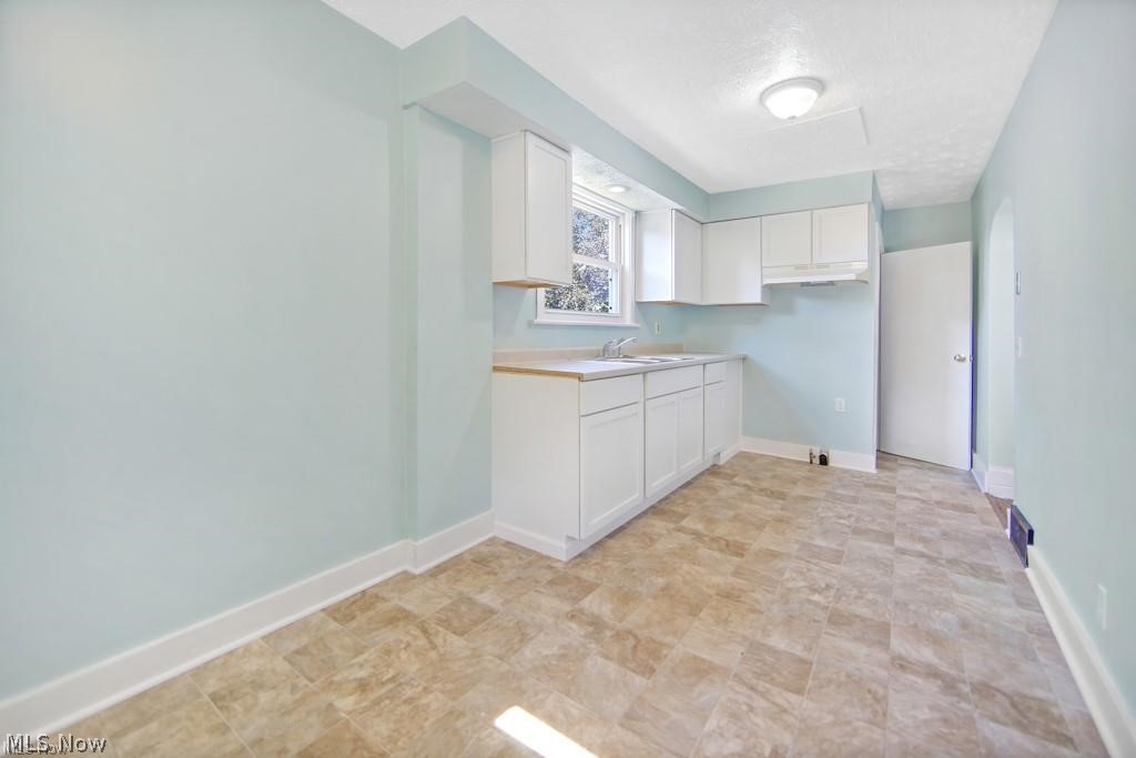 Kenmore - Residential Lease