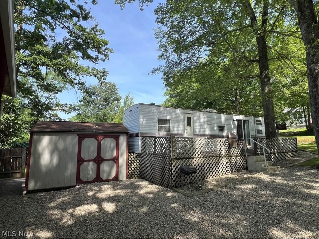 Photo of 6684 Leon Road #336, Andover, OH 44003 (MLS # 5199664)