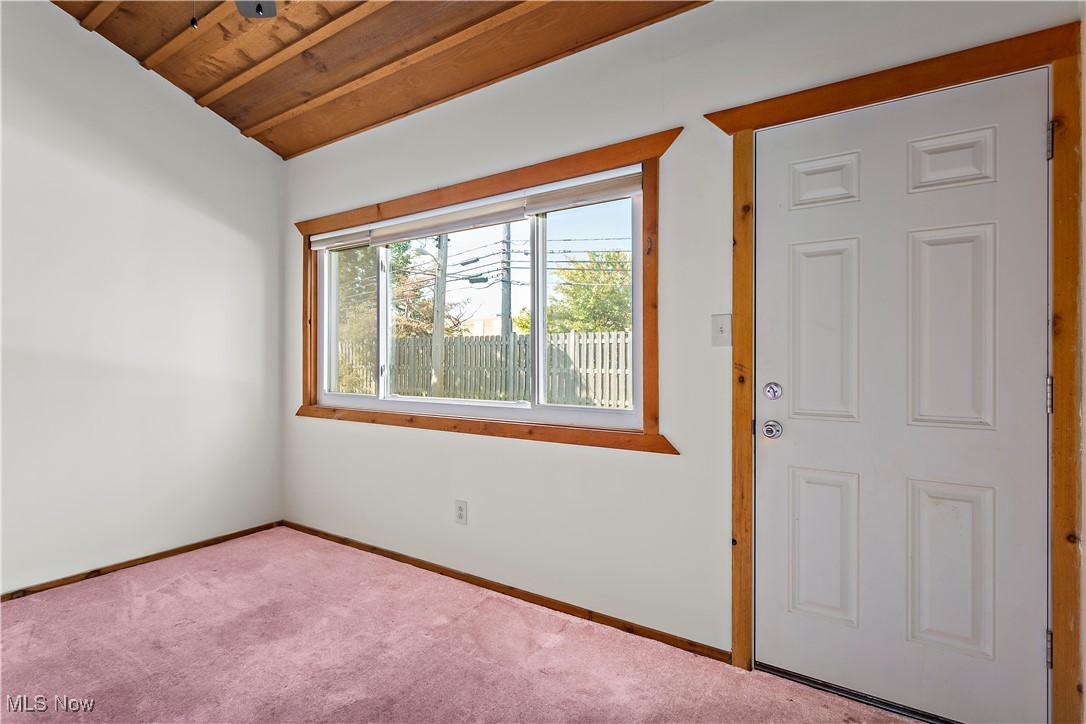 Country Club Condo - Residential