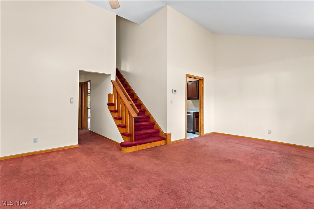 Country Club Condo - Residential