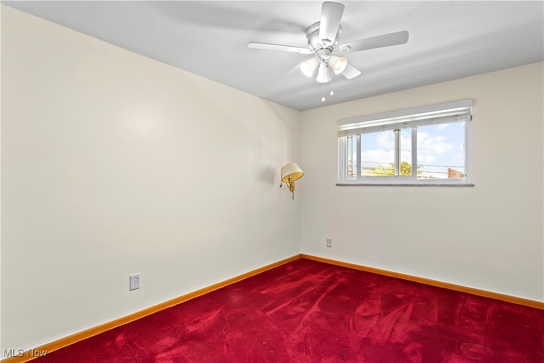 Country Club Condo - Residential