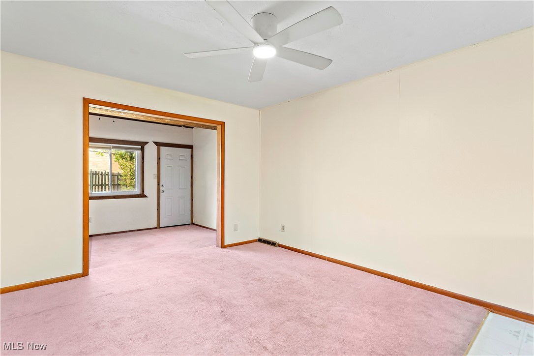 Country Club Condo - Residential