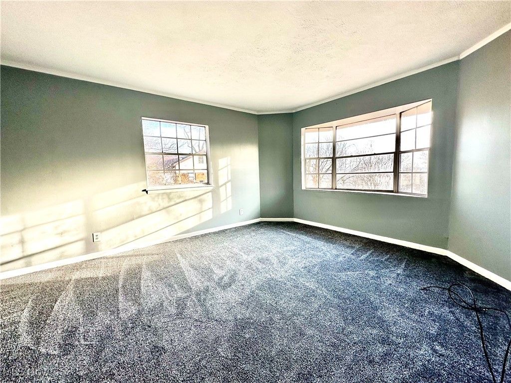 Photo of 2526 Valley View Drive, Belpre, OH 45714 (MLS # 5183747)