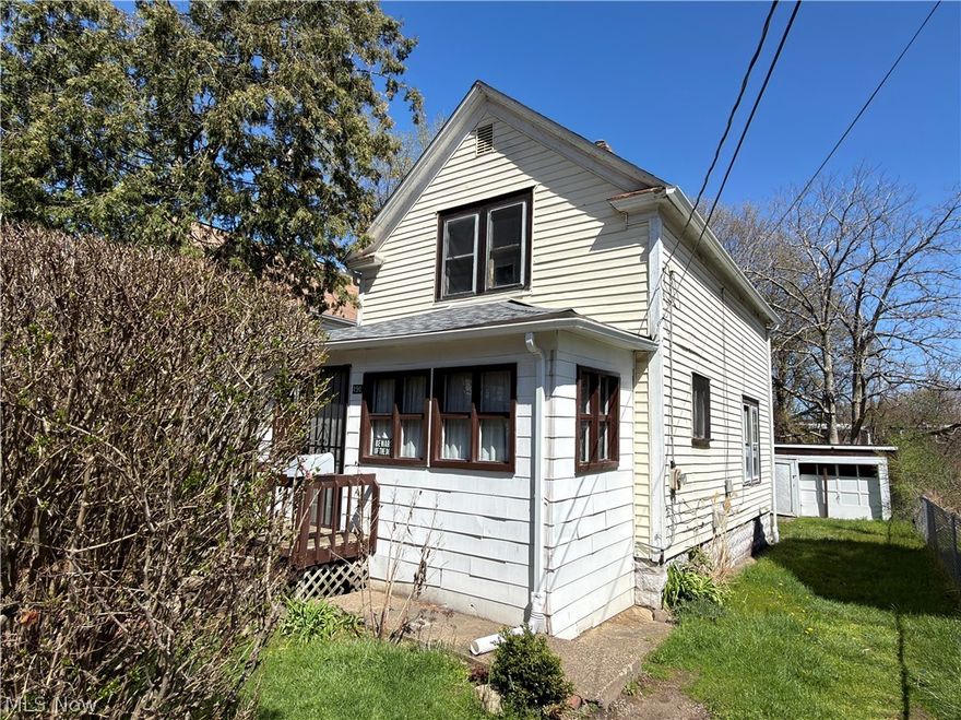 Great investment opportunity! Home is vacant and in need of some repair. New roof installed July 2024. Home is to be sold as is.