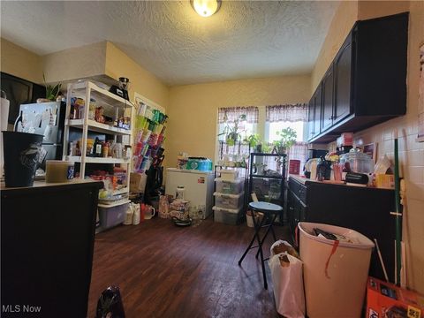 Tiny photo for 12410 Ingomar Avenue, Cleveland, OH 44108 (MLS # 5179908)