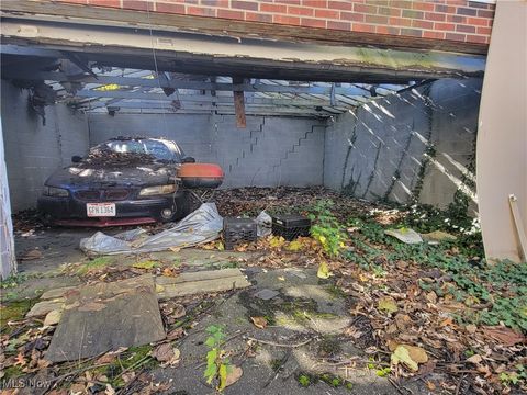 Tiny photo for 12410 Ingomar Avenue, Cleveland, OH 44108 (MLS # 5179908)