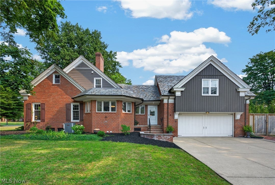 589 Ridgecrest Road