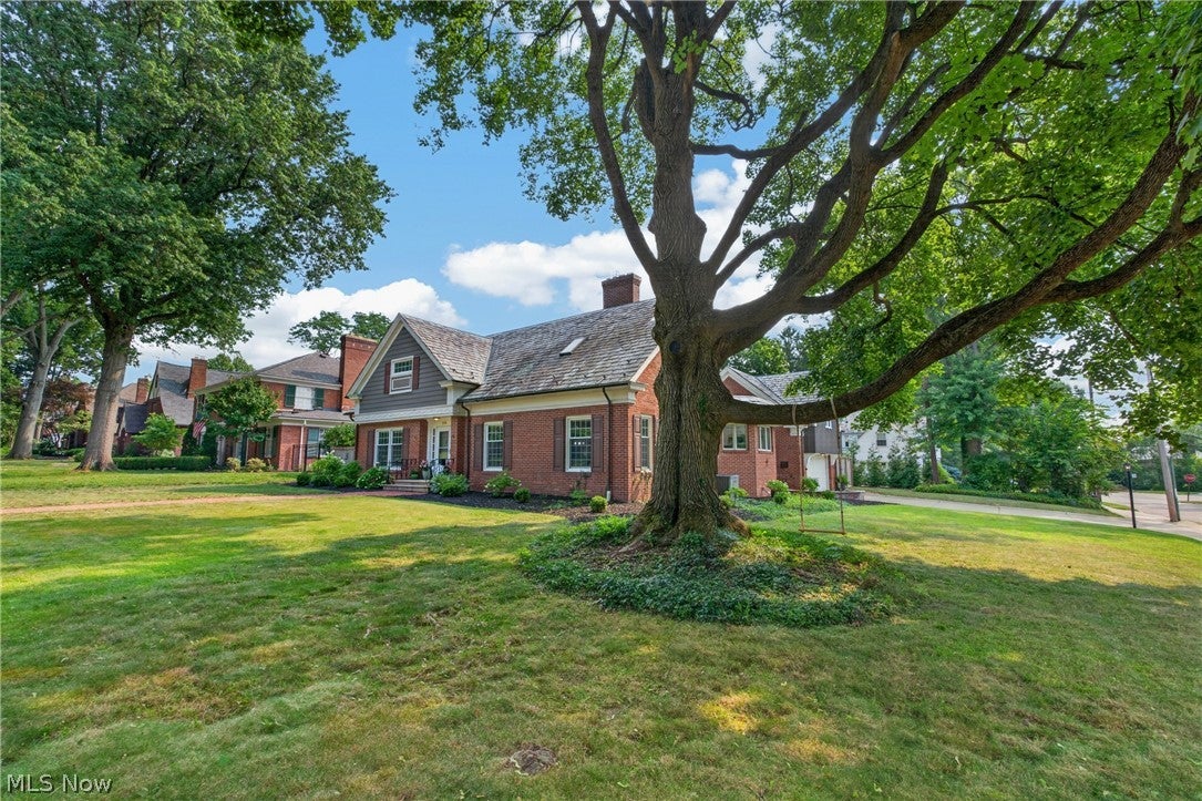 589 Ridgecrest Road