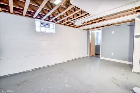 Tiny photo for 536 Independence Street, Fairport Harbor, OH 44077 (MLS # 5190028)