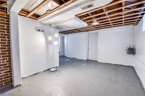 Tiny photo for 536 Independence Street, Fairport Harbor, OH 44077 (MLS # 5190028)