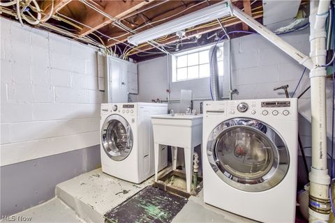 Tiny photo for 536 Independence Street, Fairport Harbor, OH 44077 (MLS # 5190028)