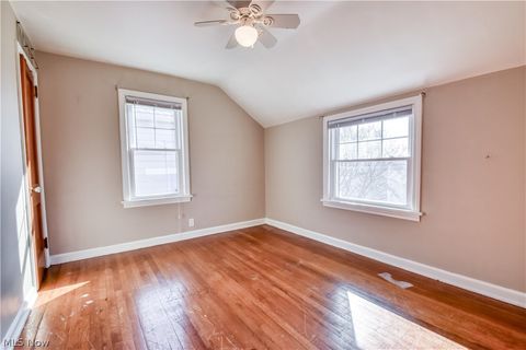 Tiny photo for 536 Independence Street, Fairport Harbor, OH 44077 (MLS # 5190028)