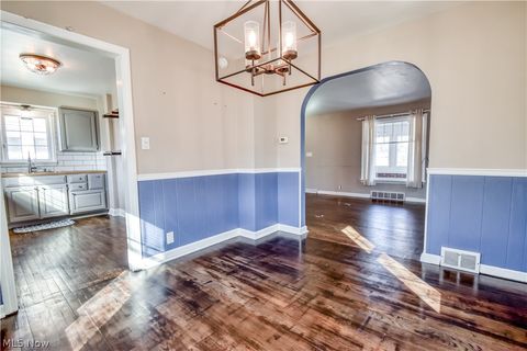 Tiny photo for 536 Independence Street, Fairport Harbor, OH 44077 (MLS # 5190028)