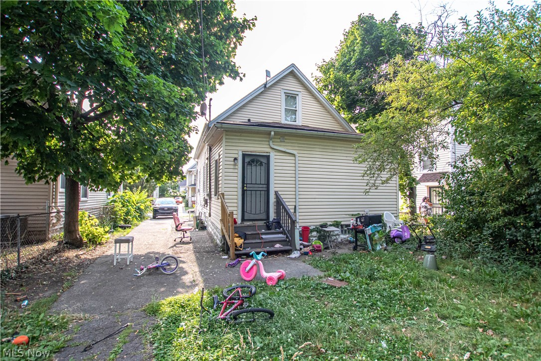 2785 E 126th Street
