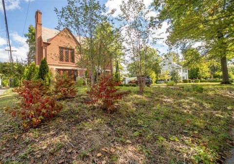 Photo for 3155 Ludlow Road