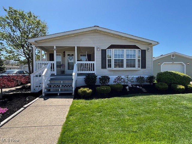 381 Golfway Drive, Painesville, Ohio image 1