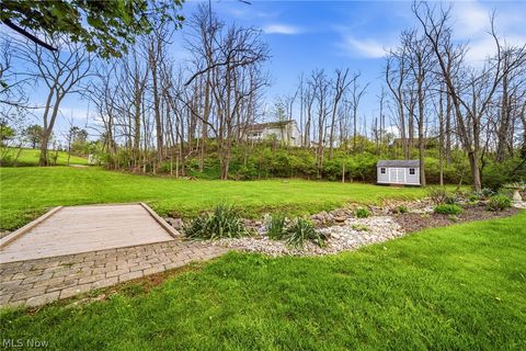 Tiny photo for 16912 Albion Road, Strongsville, OH 44136 (MLS # 5203985)