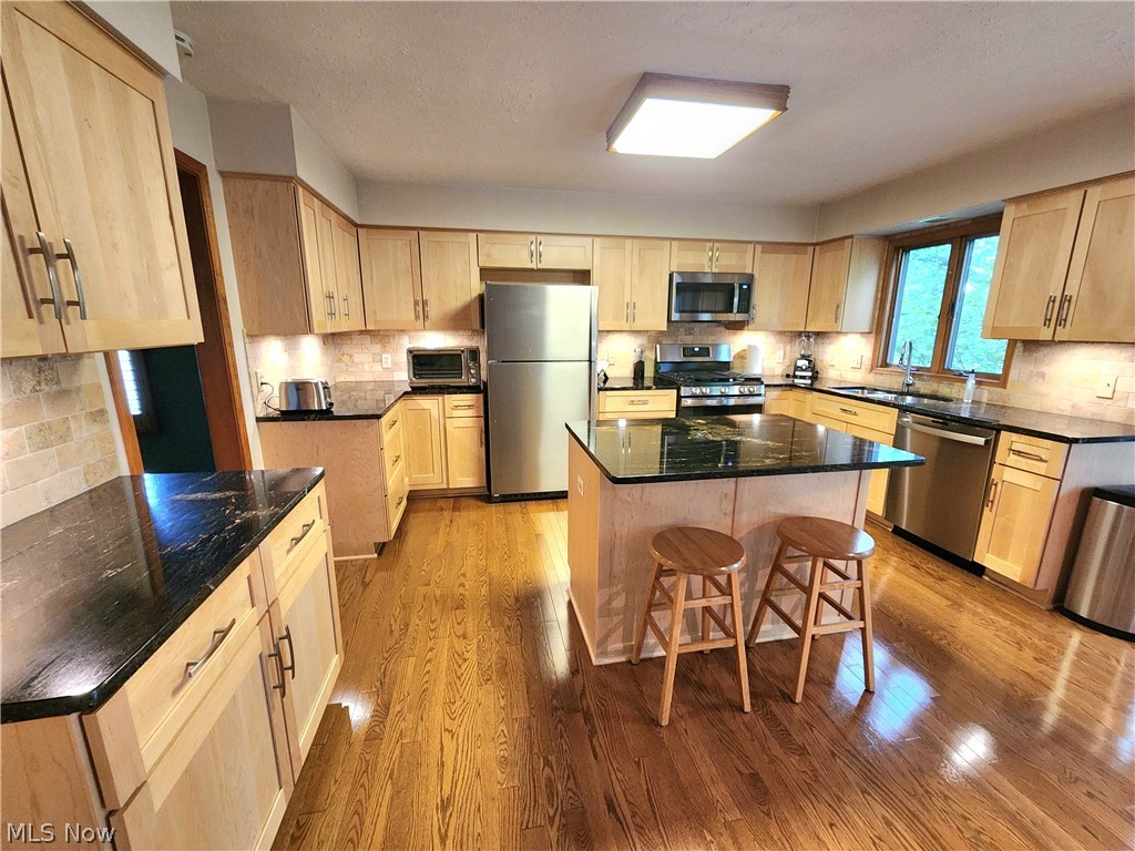 Meadow Estates 01 - Residential