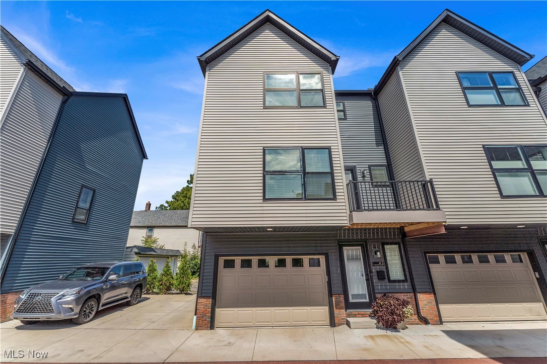 Modern Townhouse for Lease in the Heart of Little Italy
Live in one of Cleveland’s most vibrant neighborhoods in this stunning 2-bedroom, 2.5-bath townhouse, built in 2022 and designed for contemporary living. With 1,267 sq ft of thoughtfully designed space, this home offers an open floor plan filled with natural light and top-of-the-line finishes throughout.
Enjoy cooking and entertaining in a sleek kitchen that flows seamlessly into the living and dining areas. Step out onto your private second-floor balcony—perfect for morning coffee or evening relaxation. Each bedroom features its own en-suite bathroom for maximum comfort and privacy, plus a convenient half bath for guests.
Additional highlights include:
Attached 1-car garage
Modern fixtures and high-end materials
In-unit laundry
Energy-efficient construction
Located in the sought-after Little Italy neighborhood, you’ll be steps away from award-winning restaurants, cafes, bars, boutiques, and galleries. Walk to University Circle, Cleveland Museum of Art, Severance Hall, and Case Western Reserve University. Just minutes from Cleveland Clinic and University Hospitals.