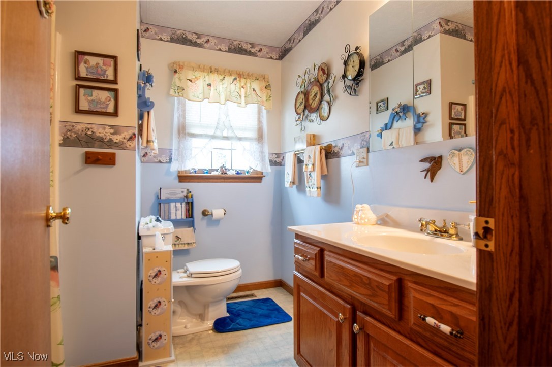 65525 Larrick Ridge Road, Cambridge, Ohio image 11