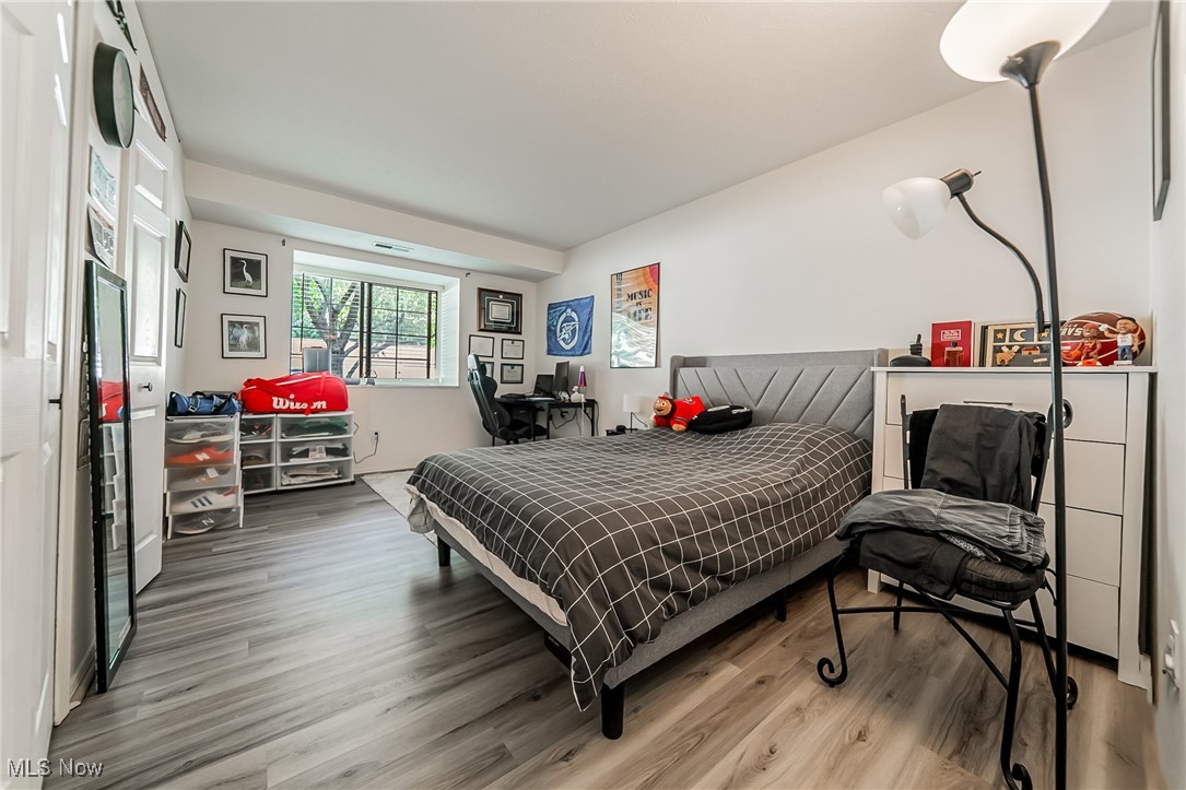 Bay Lndg Condo - Residential