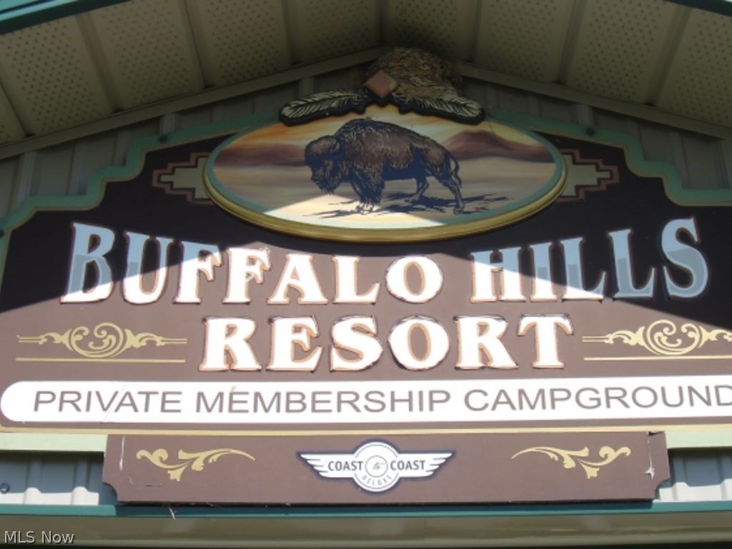 Buffalo Hills - Land