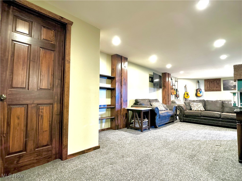 2865 Pioneer Circle, Zanesville, Ohio image 17