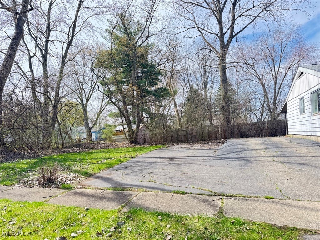 Delia Estates - Residential Lease