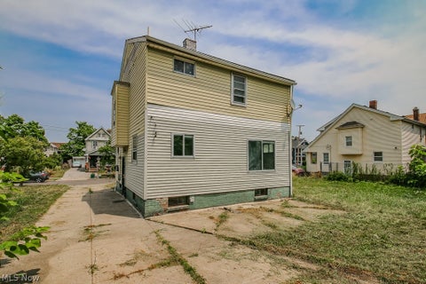 Tiny photo for 980 Evangeline Road, Cleveland, OH 44110 (MLS # 5255224)