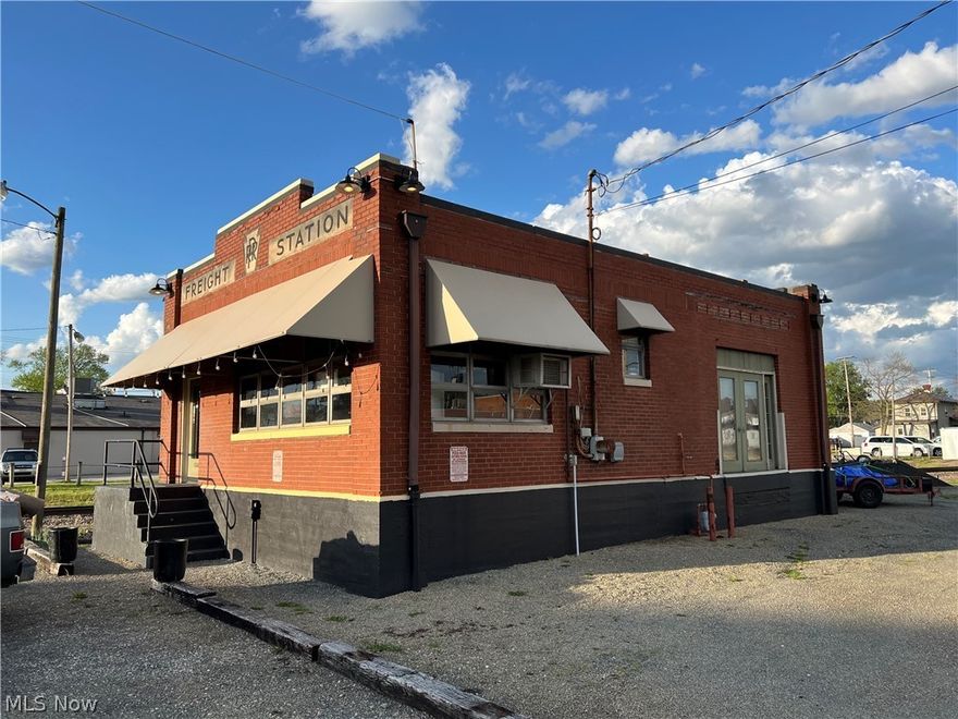 Excellent opportunity for your business.  Unique, historic building!  Turn key-set up as a pizza shop, includes equipment.  Includes a storage shed.  On site parking.  Public utilities.