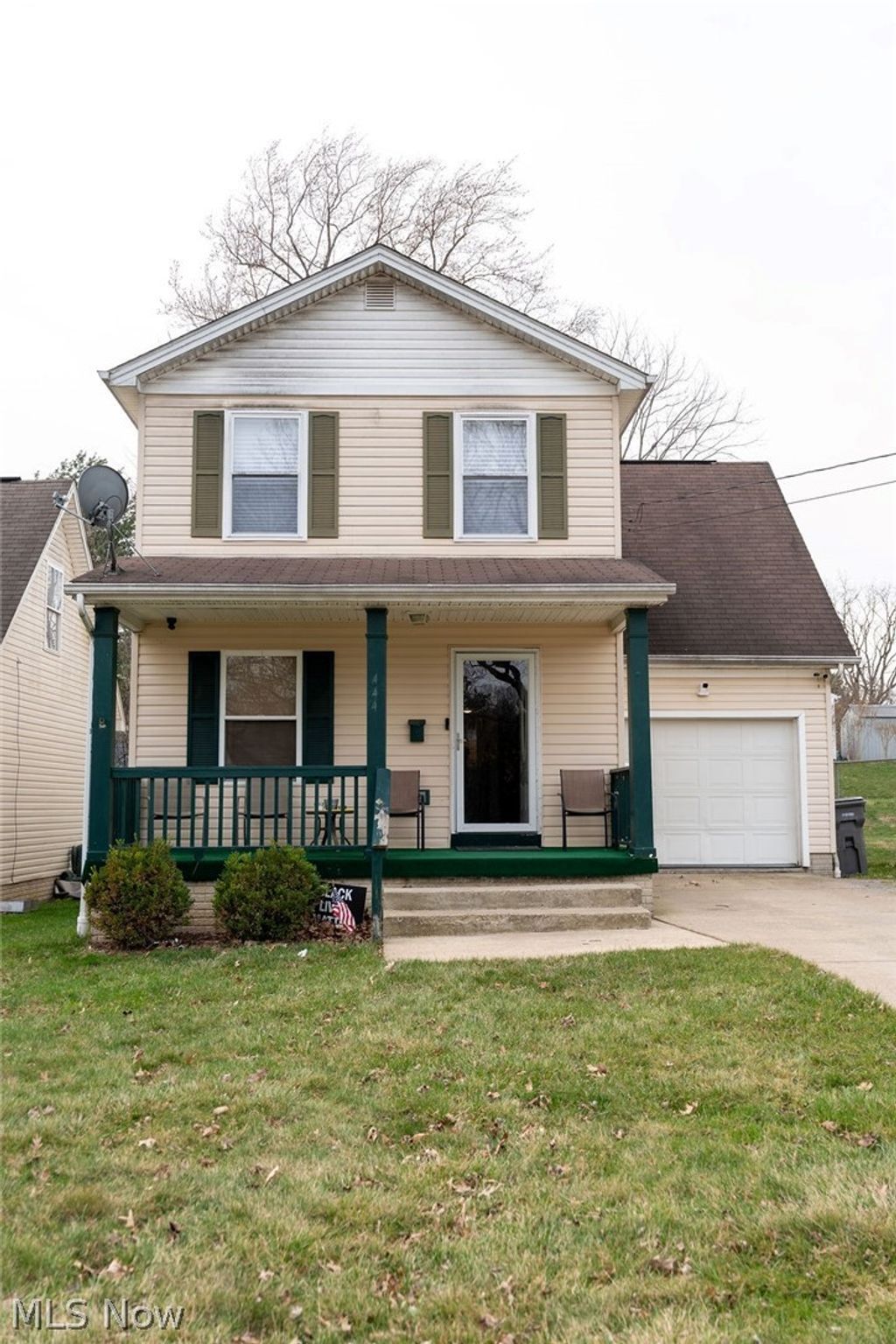 Photo of 444 Sunshine Avenue, Youngstown, OH 44505 (MLS # 5194779)