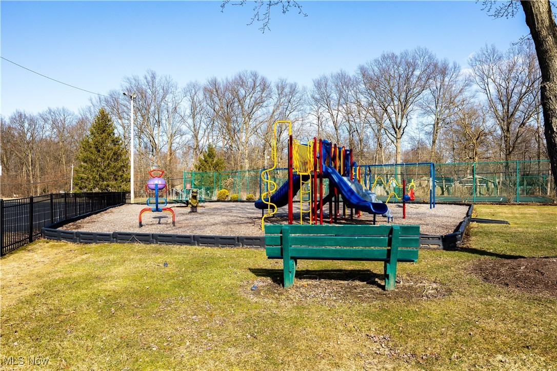 32670 Willowbrook Lane, North Ridgeville, Ohio image 37