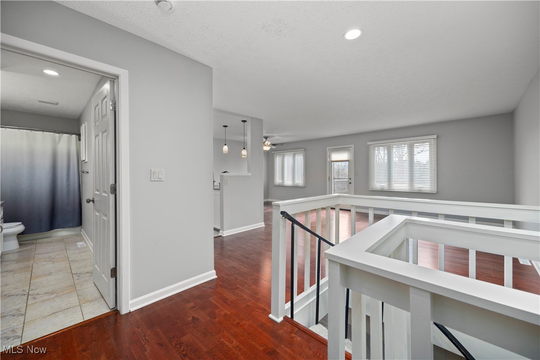 32670 Willowbrook Lane, North Ridgeville, Ohio image 3