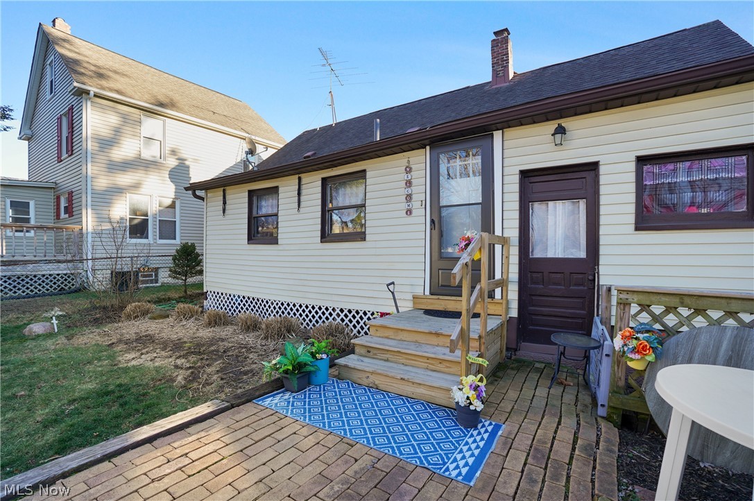 1237 Mcintosh Avenue