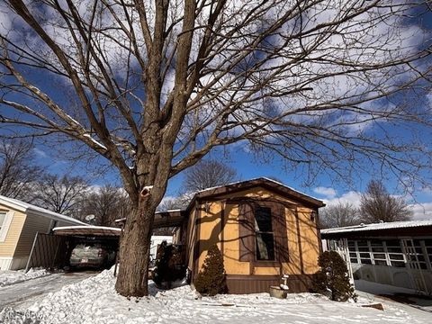 18 Flagler Drive, Olmsted Township, OH 44138 - #: 5101638