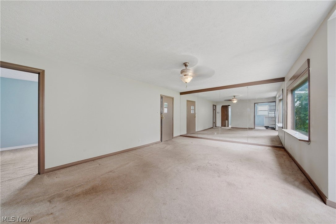 155 Hawk Avenue