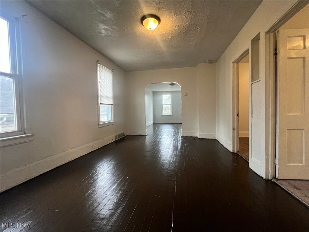 Caroline Beyerles - Residential Lease