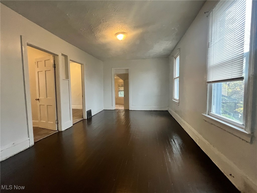 Caroline Beyerles - Residential Lease