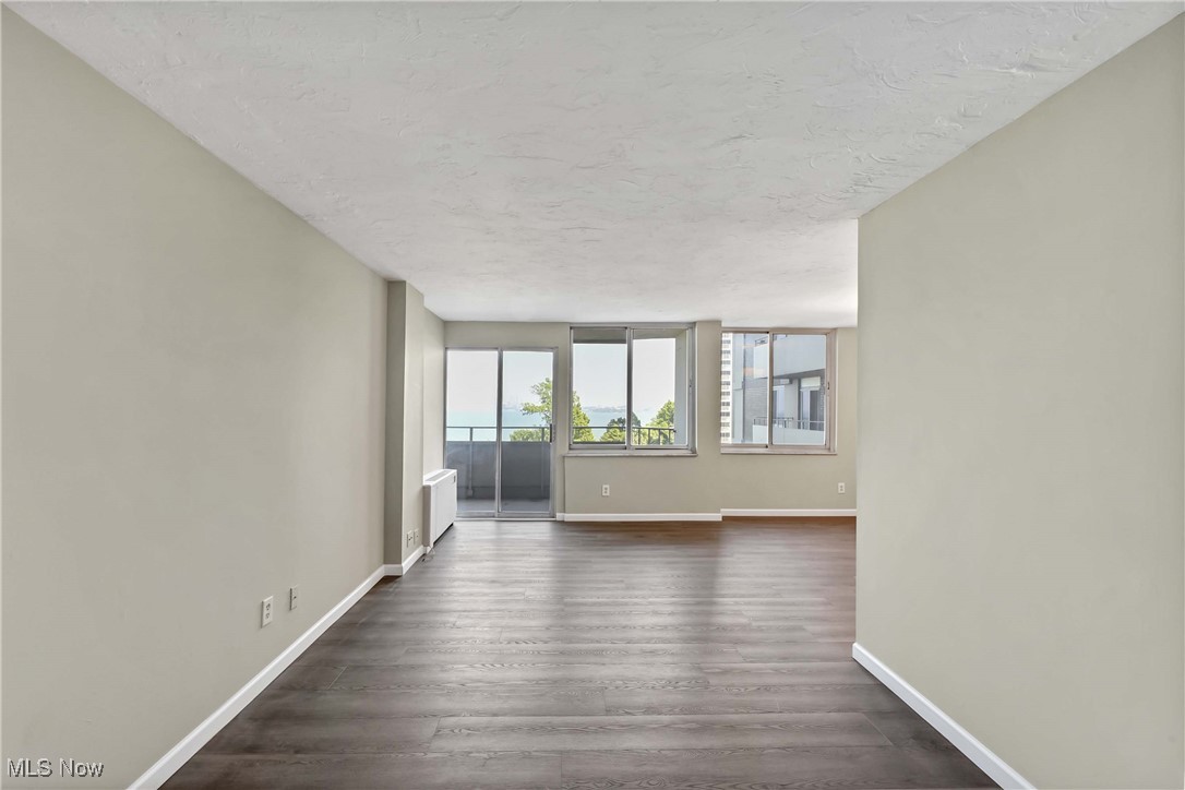 12900 Lake Avenue 628