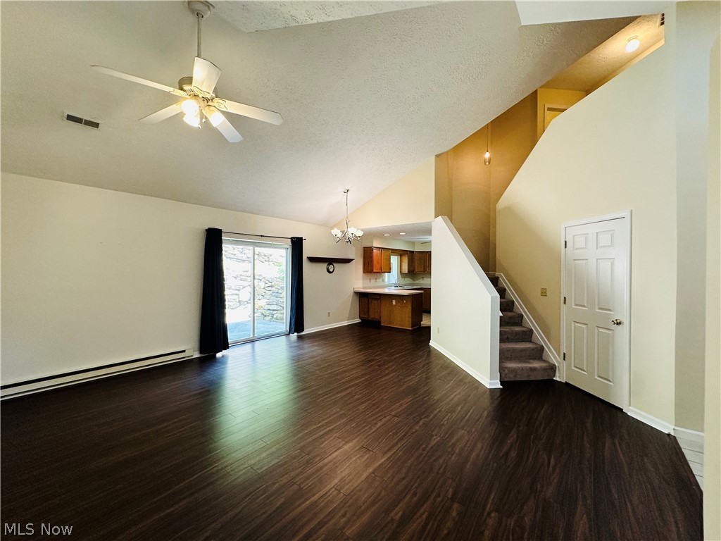Hilltop Terrace Condo - Residential