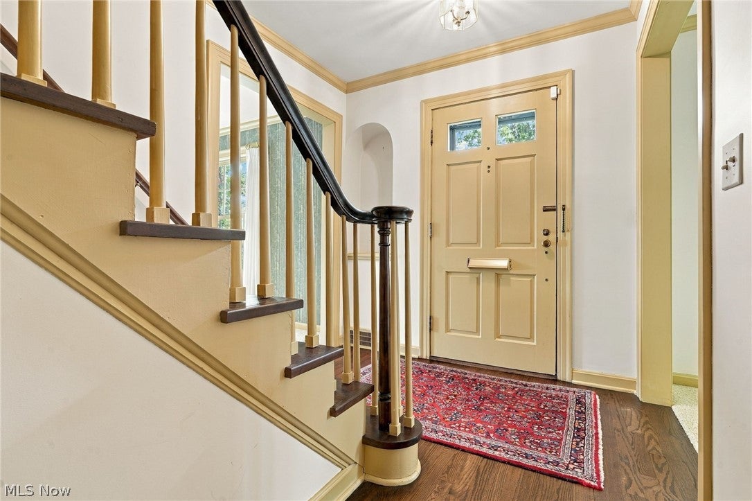 302 Summit Street SW