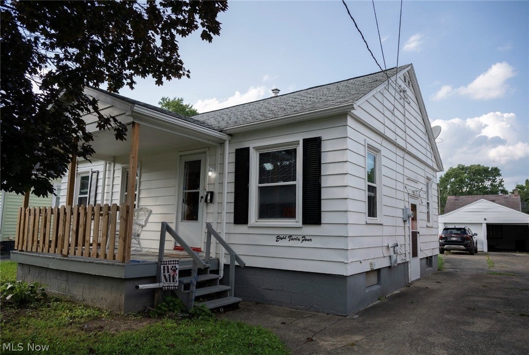 834 Cambridge Avenue