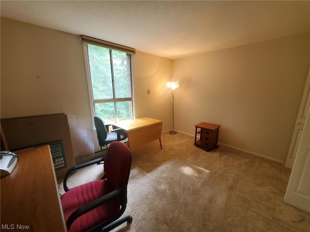 Silver Lake Towers - Residential