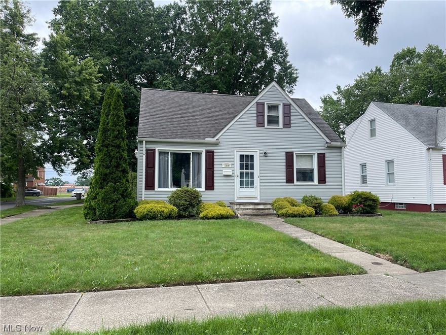 If you are looking for a spacious, charming, updated home with the "big ticket" items already taken care of, this is the home for you! This bungalow features 3 bedrooms (2 of which are on the first floor!), 3 FULL BATHROOMS, a finished basement, and an additional multi-use room in the basement. Notable updates include a newer central A/C (2021), newer furnace (2017), new air purifier and humidifier (2022), roof and vinyl siding (2013), fresh interior paint in the main living areas (2023), vinyl plank flooring in the dining room (2022), granite countertops in the kitchen (2021), new kitchen appliances (2021), Trex decking, and new basement carpeting (2022). To top it all off, the home's large driveway, attached (insulated and heated) garage, and fenced in backyard make it a great place to relax, enjoy your privacy, or host guests. Located only minutes from I-480. Schedule your showing today!