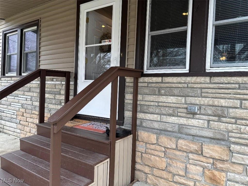 Photo of 114 Adams Street, Wellington, OH 44090 (MLS # 5173348)