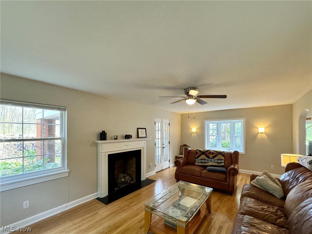 COUNTRY CLUB - Residential