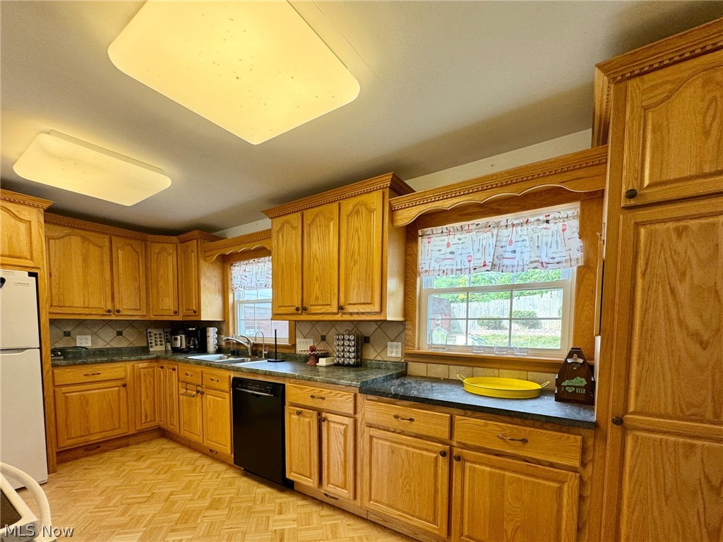 COUNTRY CLUB - Residential