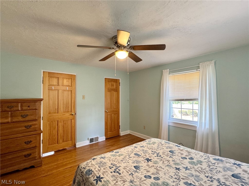 COUNTRY CLUB - Residential