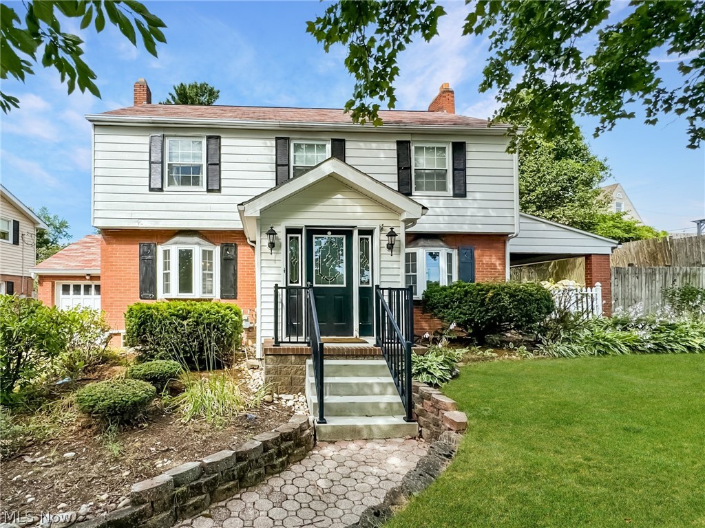 COUNTRY CLUB - Residential